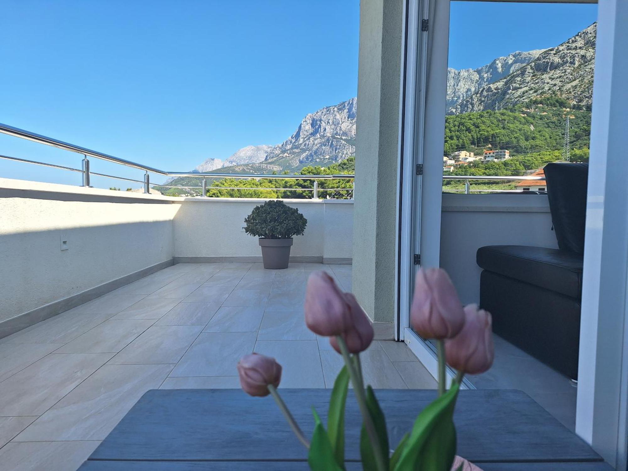 Apartment Anny De Luxe With Sea View Makarska Exterior photo